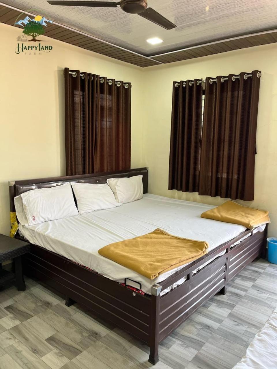 Hotel Happy Land Farm Karjat Exterior foto