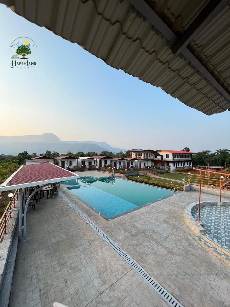 Hotel Happy Land Farm Karjat Exterior foto